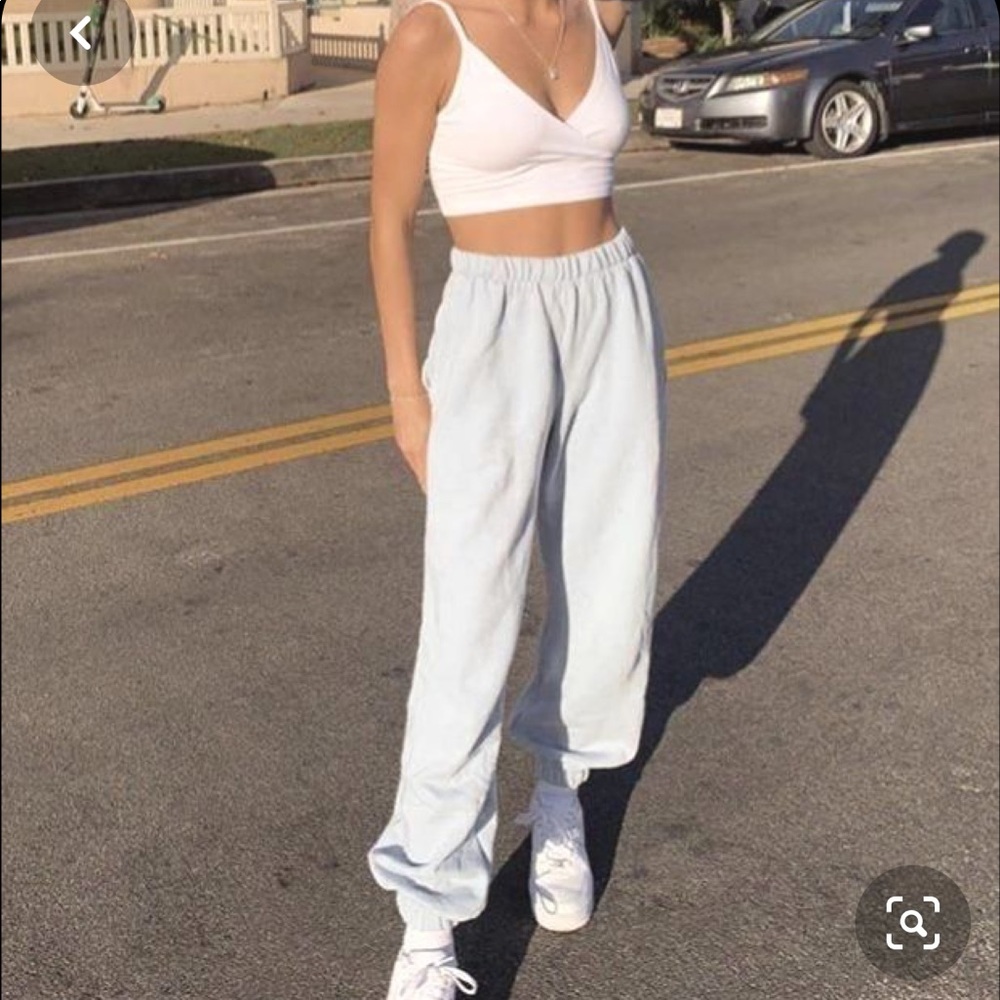 Brandy Melville Rosa sweatpants - Picture 4 of 4